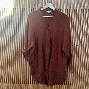 Elegant Brown Button-Up Tunic